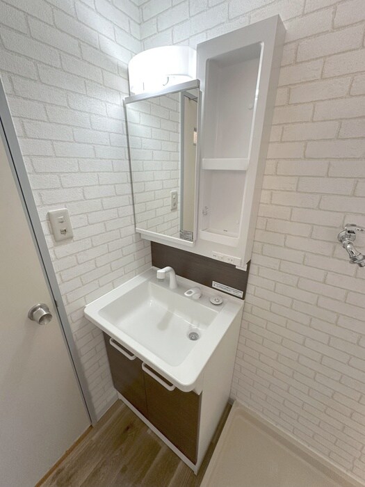 物件内観写真9　(洗面)