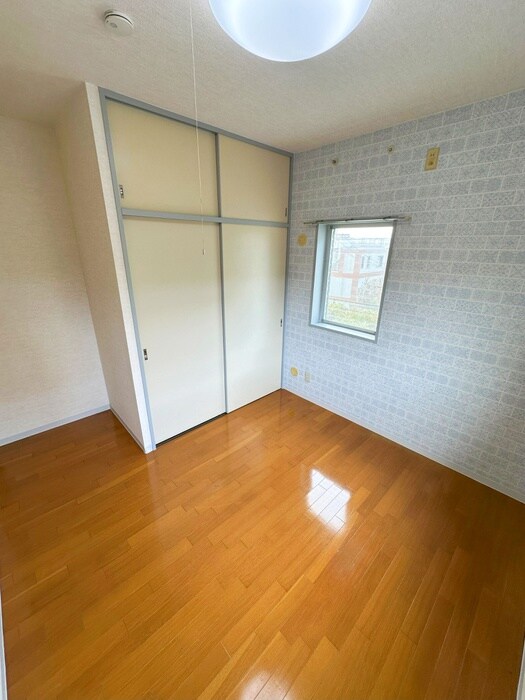 物件内観写真12　(収納)