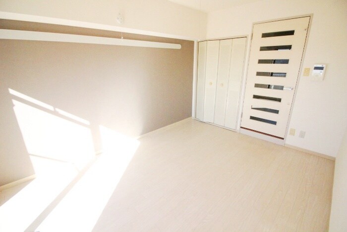 物件内観写真12　(居室)