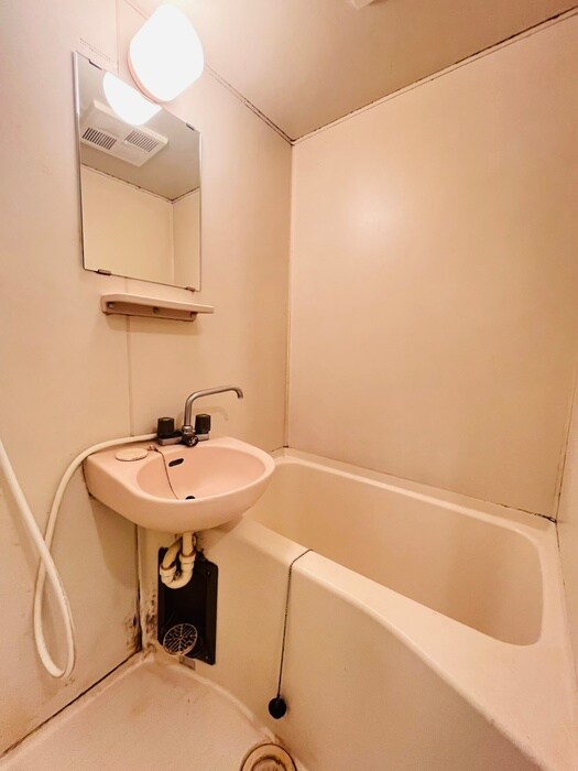 物件内観写真12　(バス／シャワールーム等)