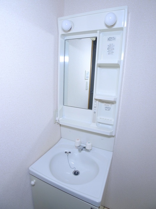 物件内観写真9　(洗面)