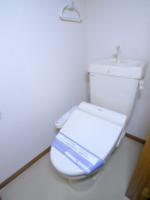 物件内観写真15　(トイレ)