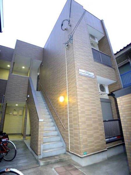 コンパ－メントハウス川口元郷外観写真