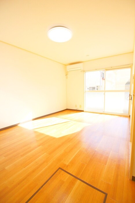 物件内観写真10　(居室)