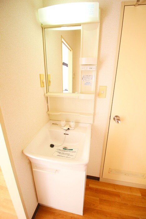 物件内観写真11　(洗面)