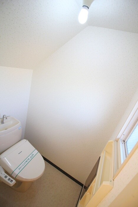 物件内観写真13　(トイレ)