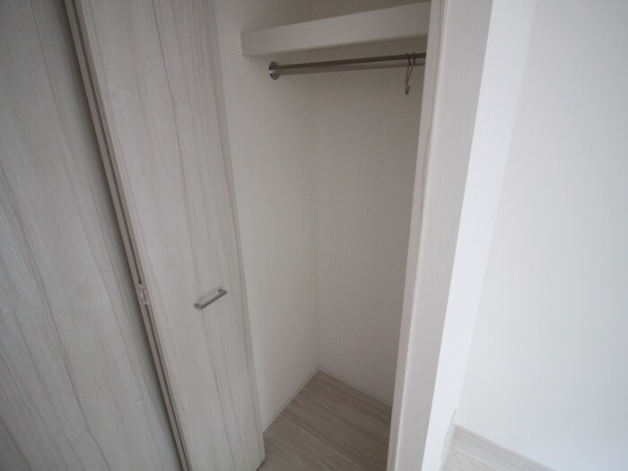 物件内観写真12　(収納)