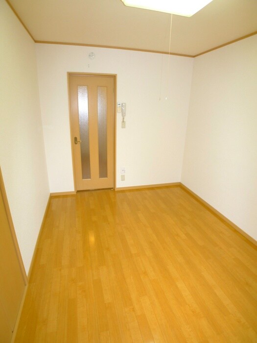 物件内観写真6　(居室)