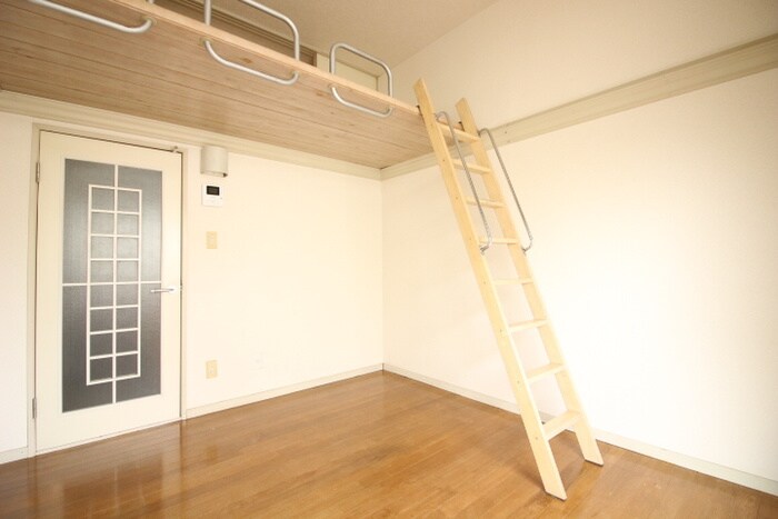 物件内観写真8　(居室)