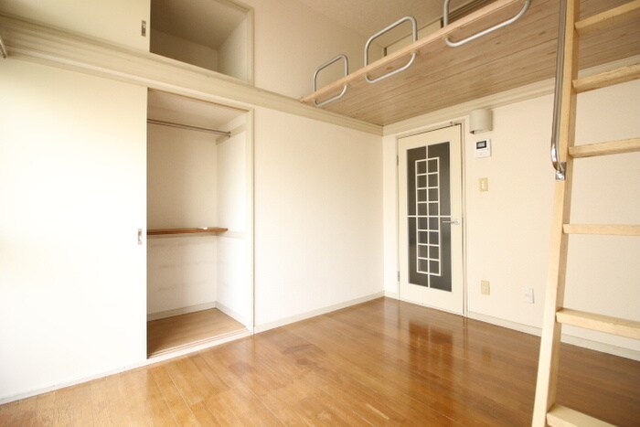 物件内観写真9　(居室)
