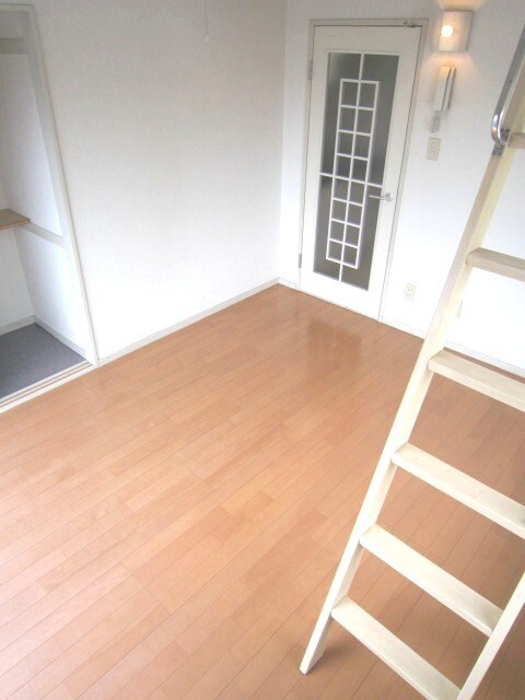 物件内観写真10　(居室)