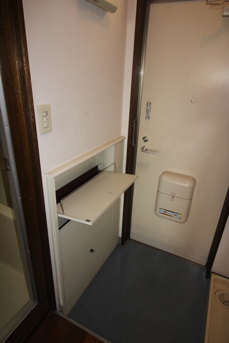 物件内観写真16　(靴箱)