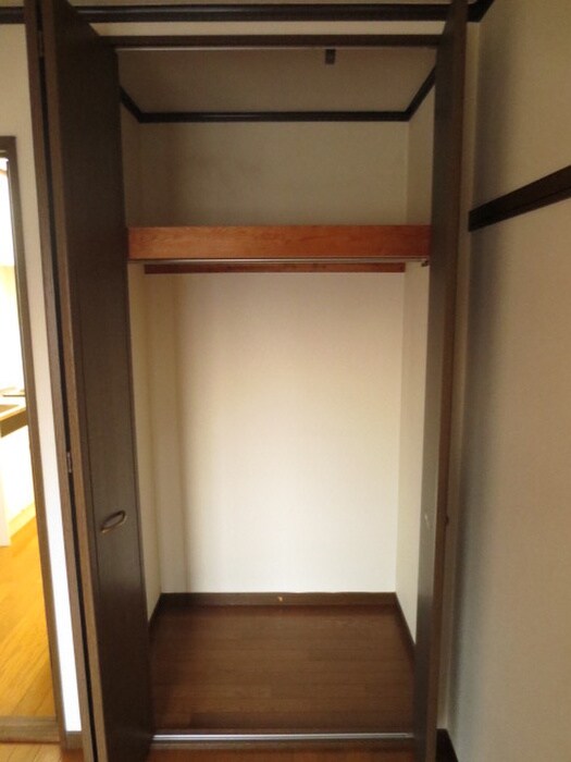 物件内観写真16　(収納)