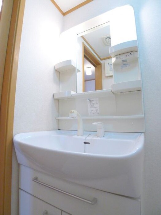 物件内観写真12　(洗面)