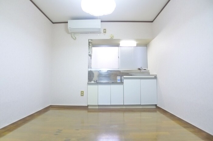 物件内観写真15　(居室)