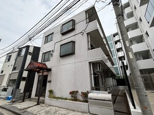 第6浅間マンション外観写真