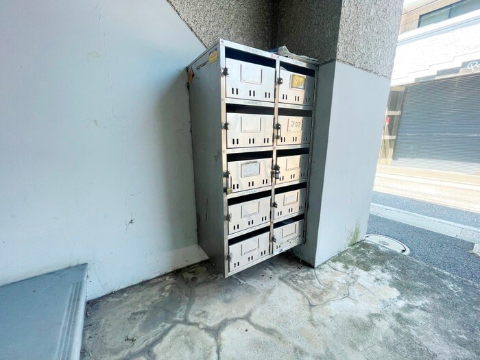 物件外観写真4　(建物設備)