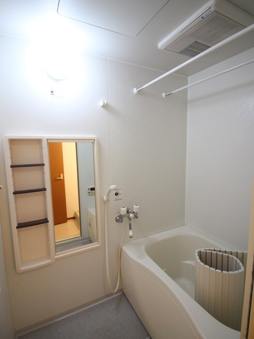 物件内観写真10　(バス／シャワールーム等)