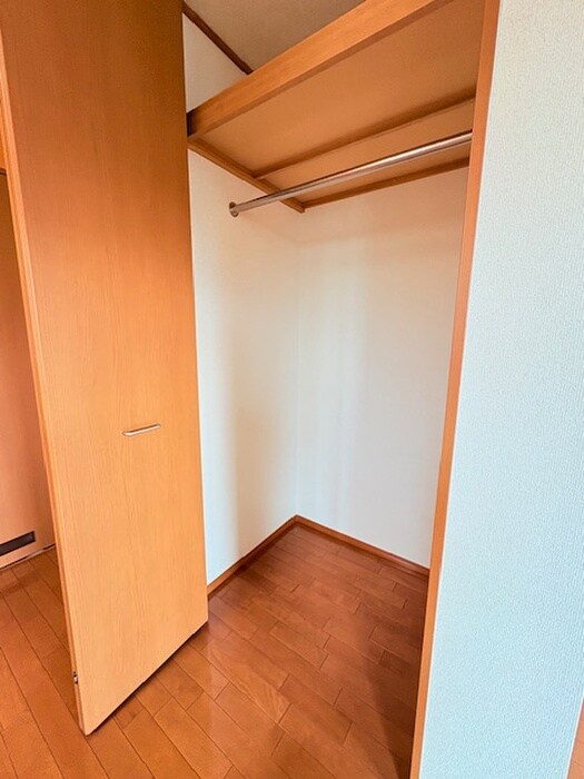 物件内観写真11　(収納)