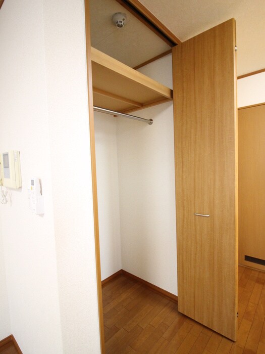 物件内観写真15　(収納)