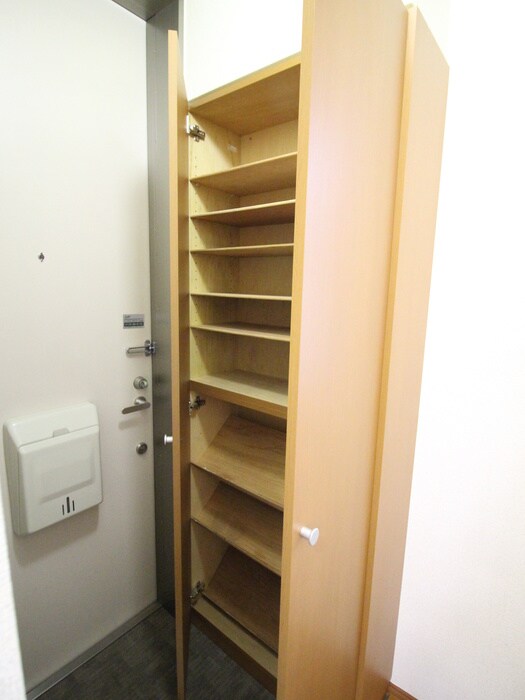 物件内観写真16　(靴箱)