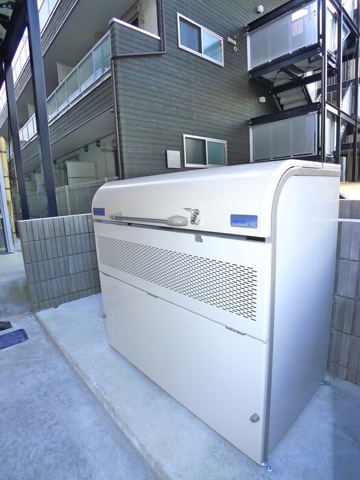 物件外観写真4　(建物設備)