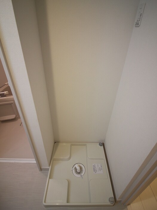 物件内観写真19　(洗濯機置場)