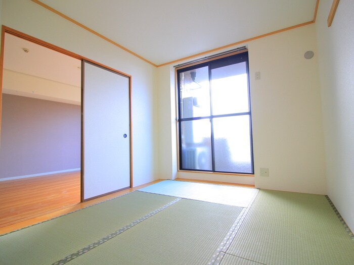 物件内観写真19　(居室)