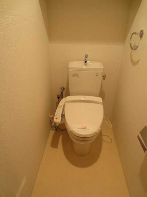 物件内観写真11　(トイレ)