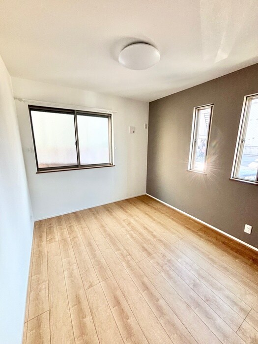 物件内観写真9　(居室)