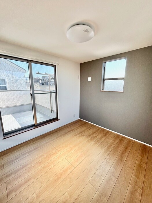 物件内観写真21　(室内からの展望)