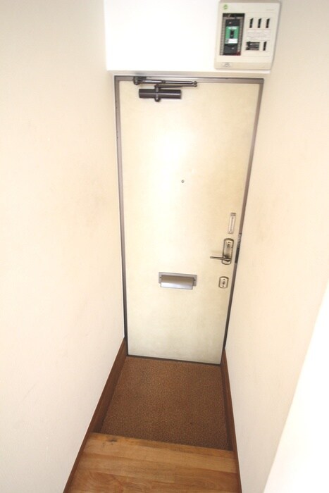 物件内観写真19　(玄関)