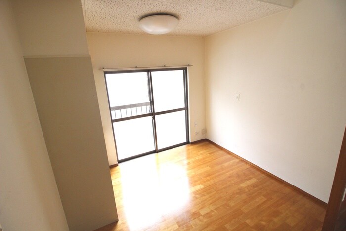 物件内観写真21　(居室)