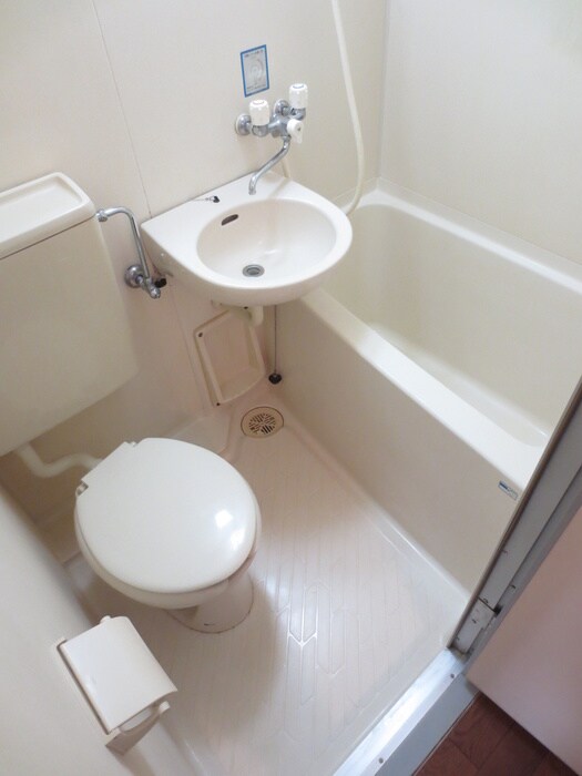 物件内観写真13　(バス／シャワールーム等)