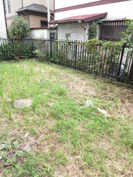 物件内観写真16　(室内からの展望)