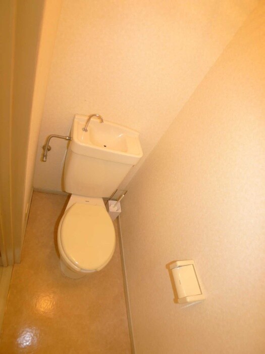 物件内観写真17　(トイレ)