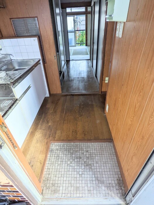 物件内観写真17　(玄関)