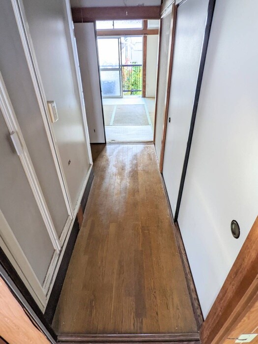 物件内観写真18　(廊下)