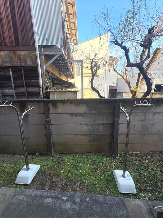 物件内観写真21　(室内からの展望)