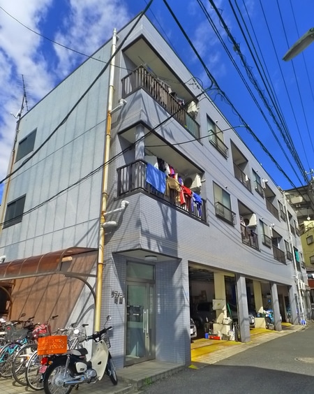 ラフォ－レマチヤ１外観写真