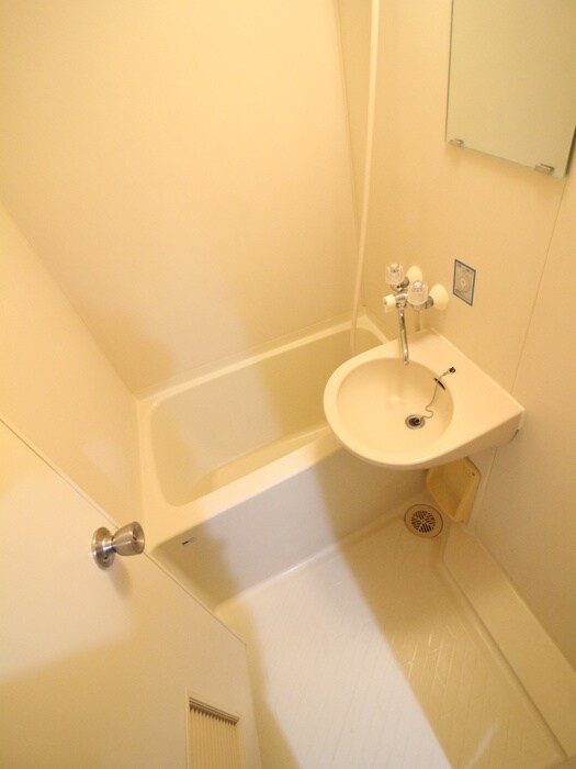 物件内観写真14　(トイレ)