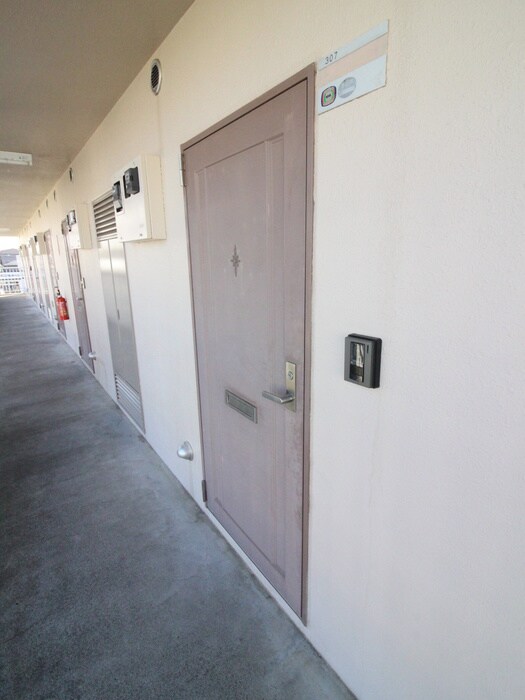 物件内観写真22　(廊下)