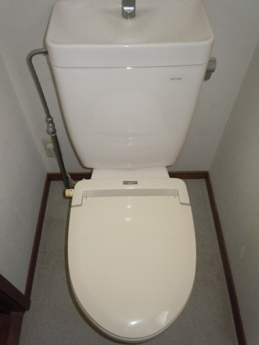 物件内観写真11　(トイレ)