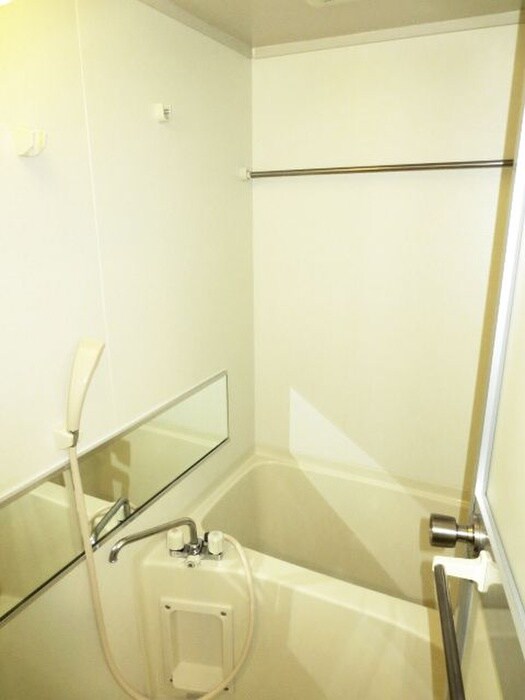 物件内観写真12　(バス／シャワールーム等)