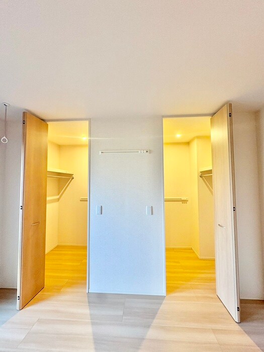 物件内観写真10　(収納)