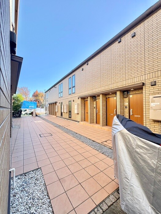 物件内観写真12　(室内からの展望)