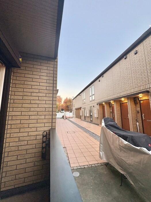 物件内観写真14　(室内からの展望)