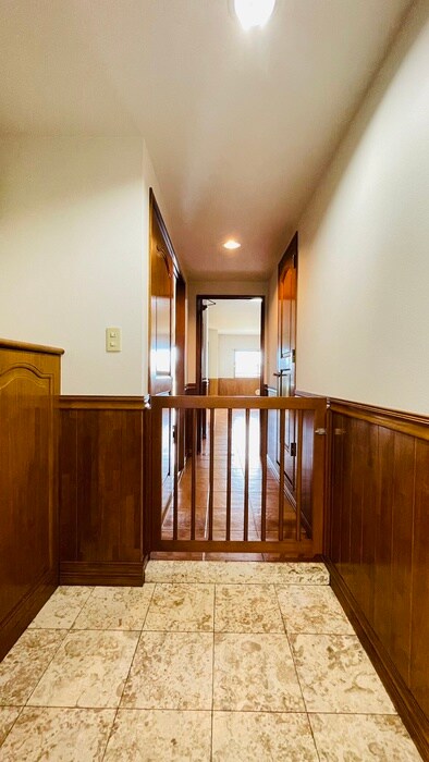 物件内観写真7　(玄関)