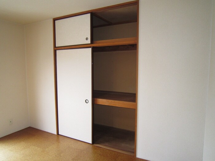 物件内観写真15　(収納)