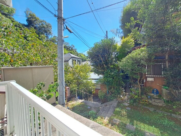 物件内観写真18　(室内からの展望)